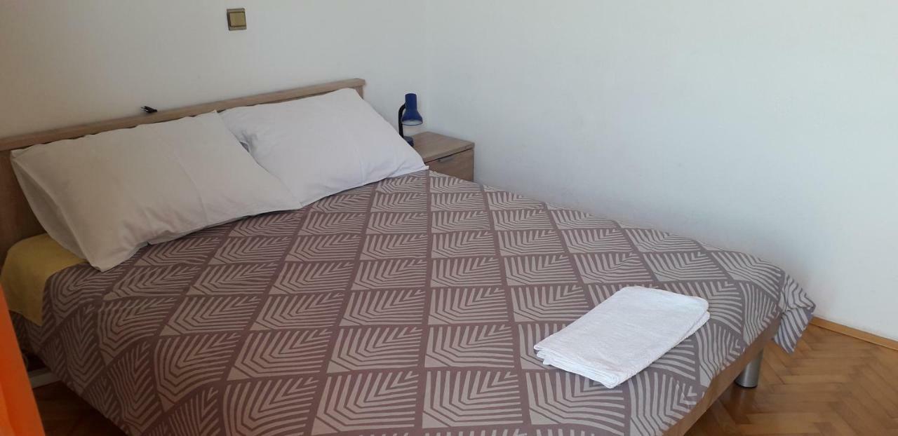Apartments And Rooms Nediljko 비빈제 외부 사진